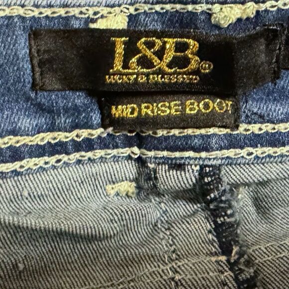 Lucky & Blessed Embroidered Dark Wash Mid Rise Bootcut Jeans NWT - Picture 10 of 12